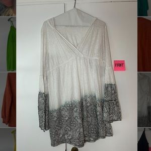 Super comfortable white and grey tunic with a hood